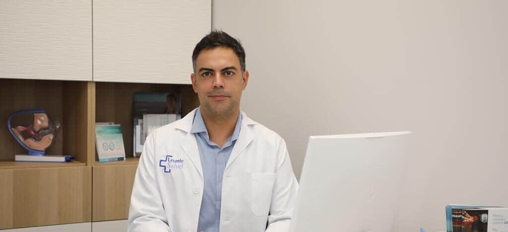 Doctor García Henares, especialista de PRP en Alicante